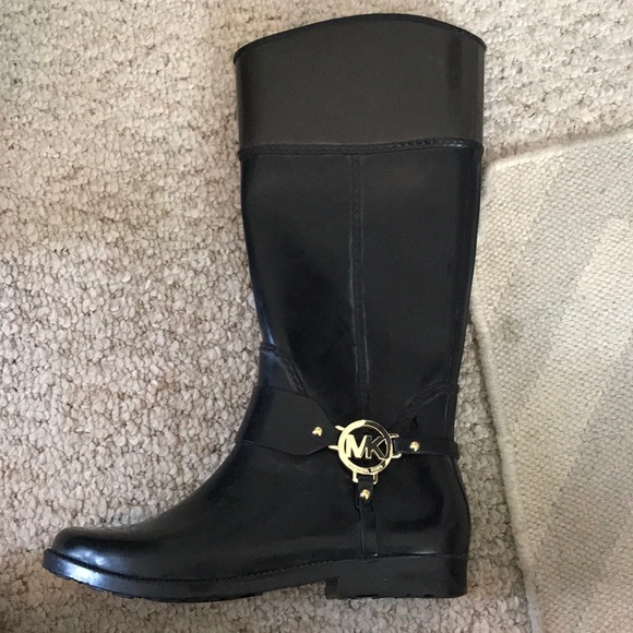 Michael Kors Shoes - Michael Kors 2 tone Rainboots